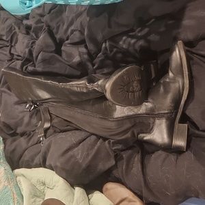Size 7 over the knee riding boots